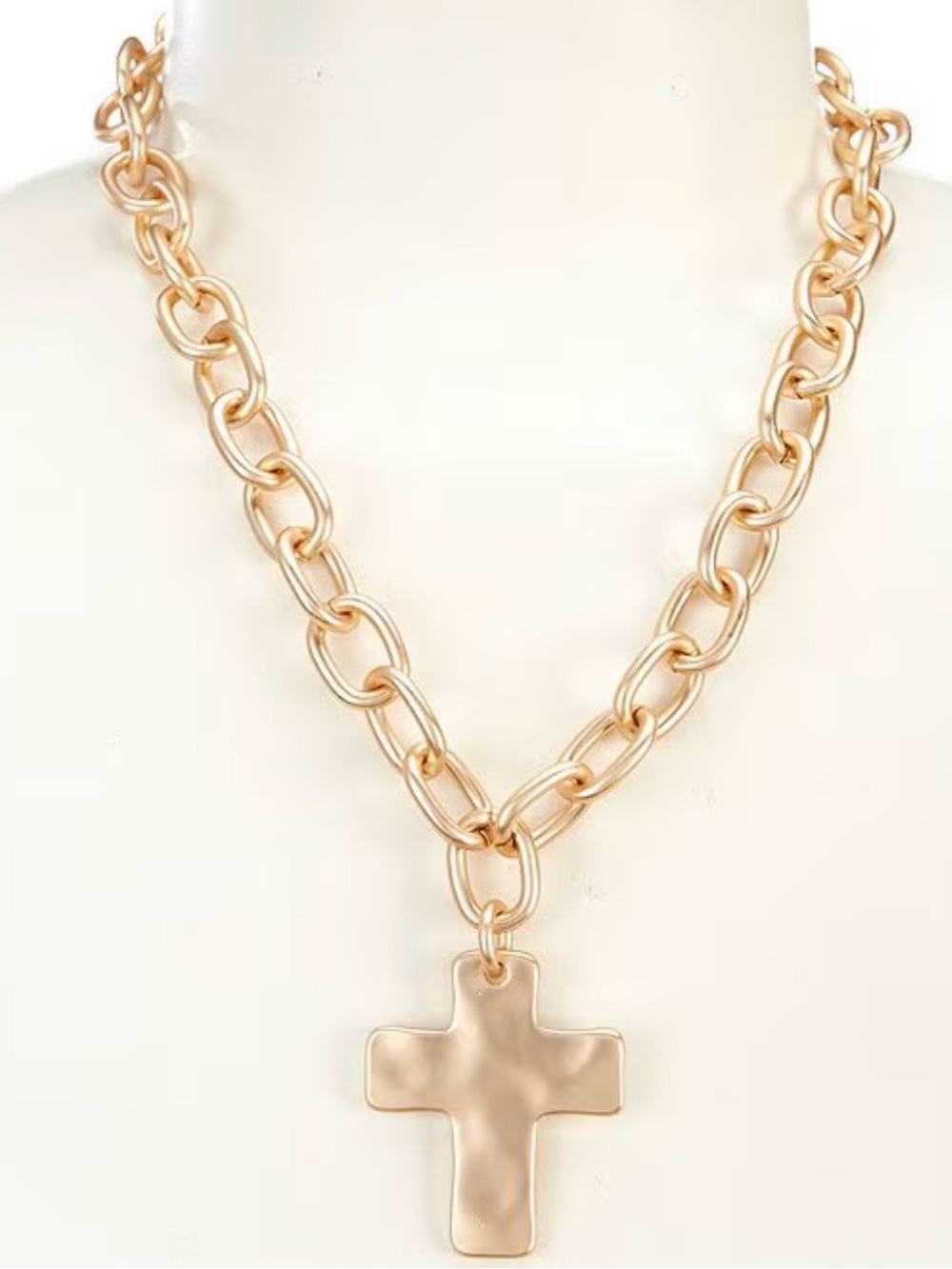 Gold Cross Pendant Chunky Chain Necklace